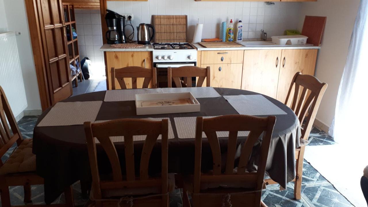 Feher Rozsa Apartman チェーセクトマイ エクステリア 写真